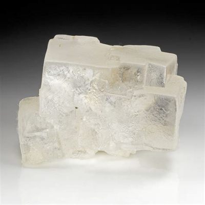  Halite: Un Minerale Multiforme per un'Epoca Industriale Moderna!